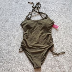Swimming suit